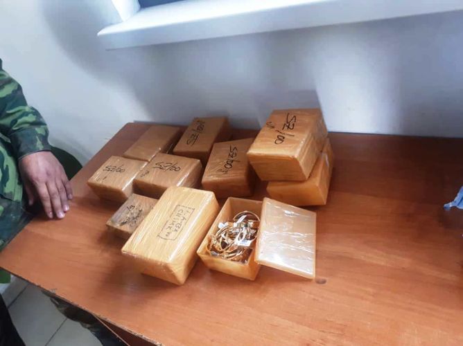 Фото пресс-службы ГПС. Пограничники задержали контрабанду золота